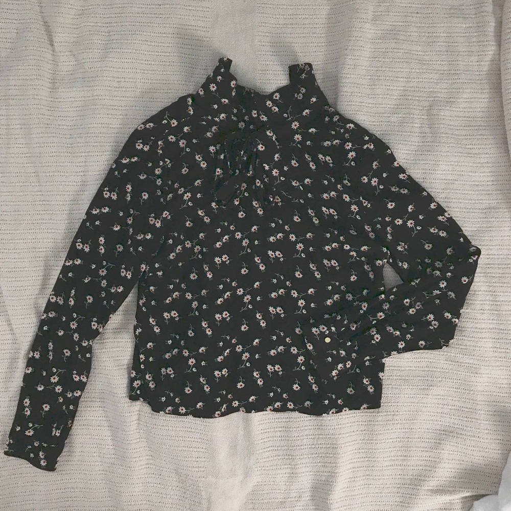 🌸 Forever 21 Floral Blouse